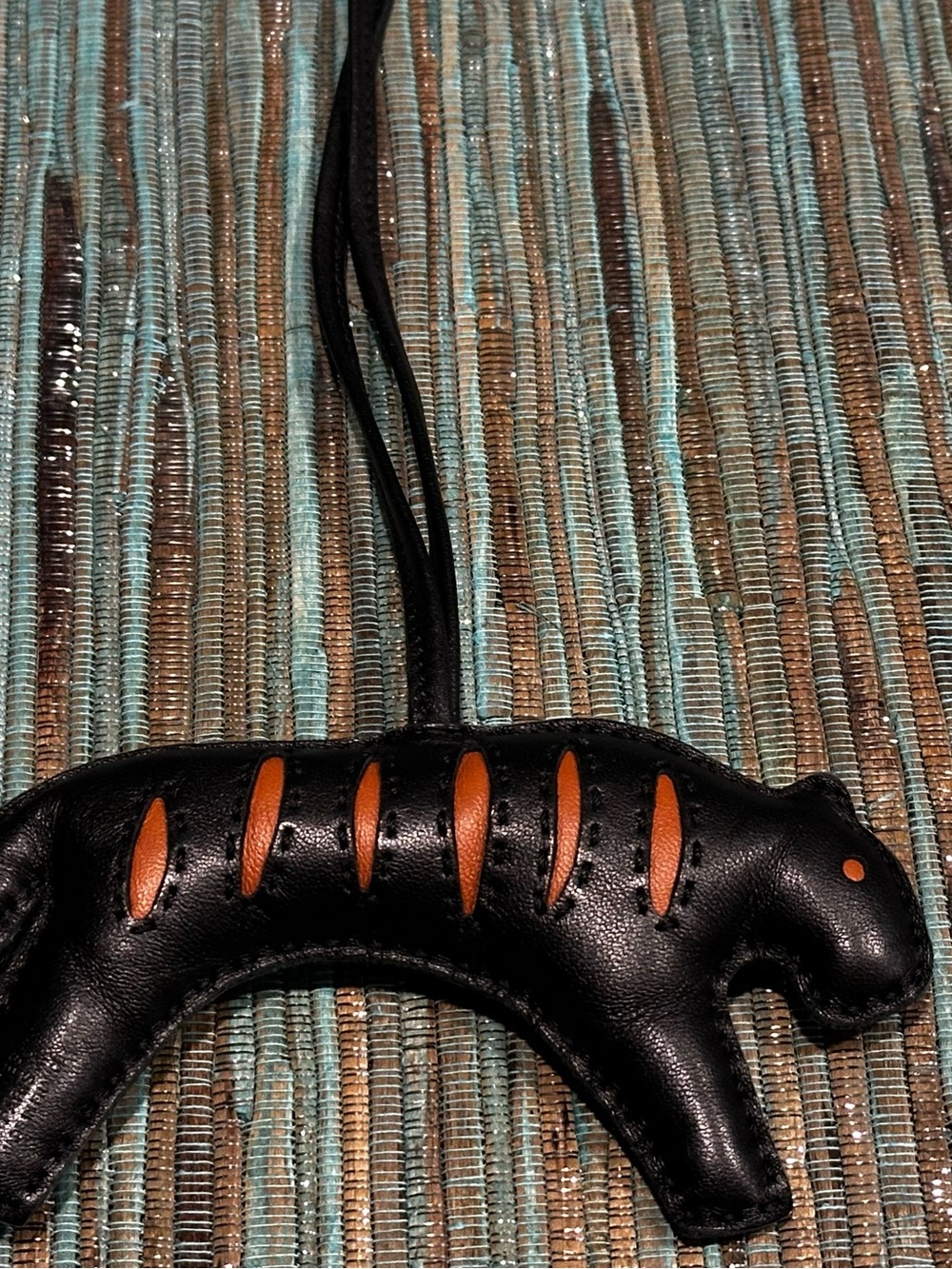 Hermès Black and Sesame Milo Lambskin Rooroo Charm - Picture 4 of 7